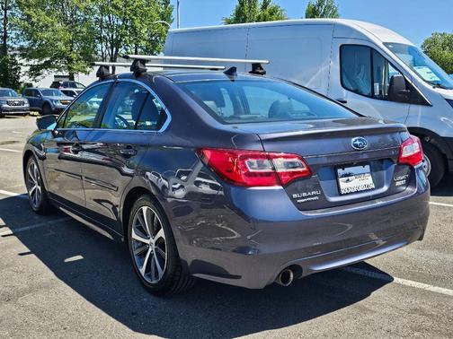 Carbide Gray Metallic 2017 Subaru Legacy 2.5i Limited