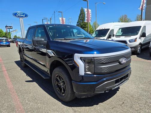 2025 Ford F-150 Lightning XLT