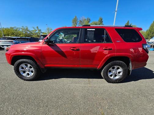 2022 Toyota 4Runner SR5