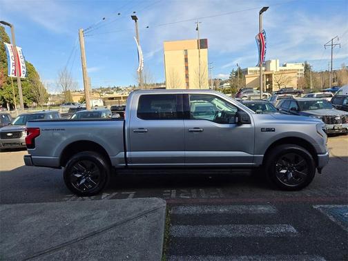 2024 Ford F-150 Lightning Flash