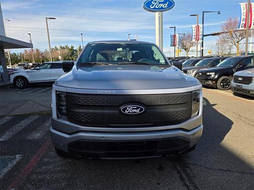 2024 Ford F-150 Lightning Flash