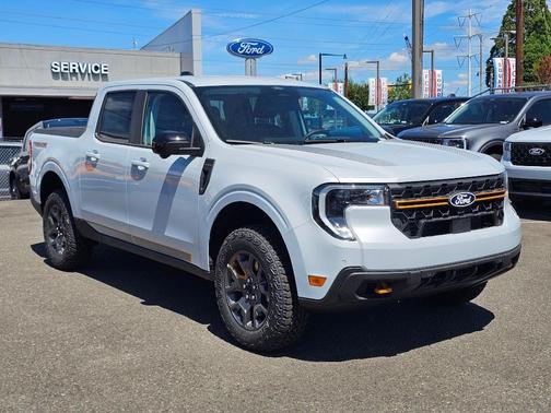 Space White Metallic 2026 Ford Maverick Tremor