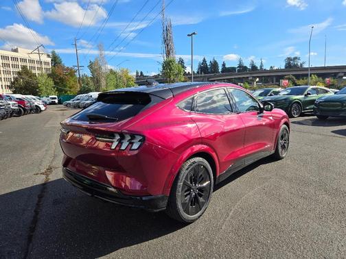 2025 Ford Mustang Mach-E GT