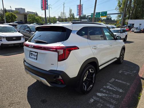 2024 Kia Seltos SX