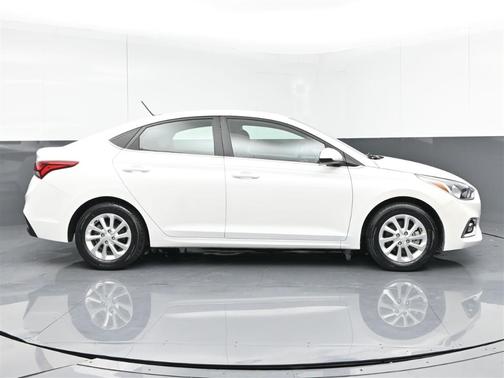 2021 Hyundai Accent SEL