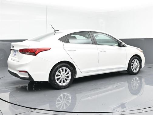 2021 Hyundai Accent SEL