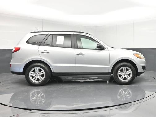 2011 Hyundai SANTA FE GLS