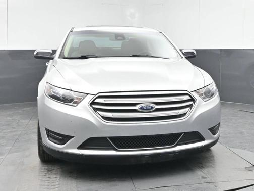 2018 Ford Taurus Limited