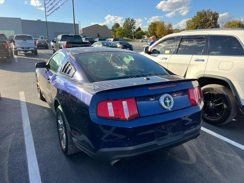 2011 Ford Mustang V6