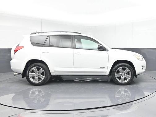 2011 Toyota RAV4 Sport