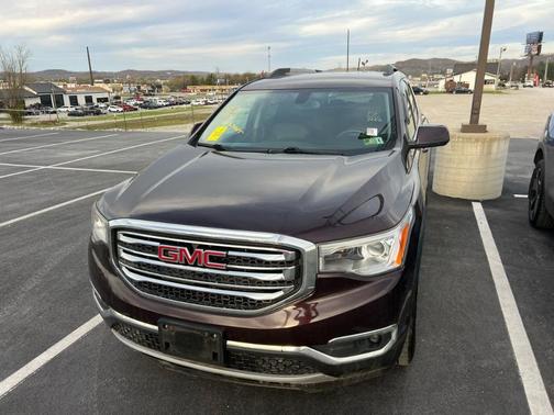 Maroon 2017 GMC Acadia SLT-1