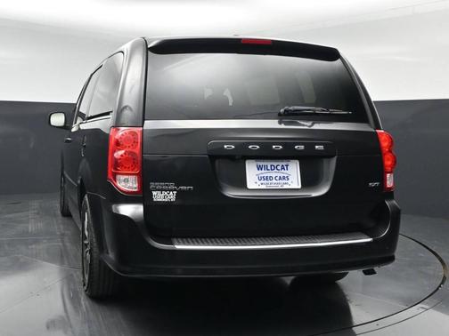 Black 2016 Dodge Grand Caravan SXT