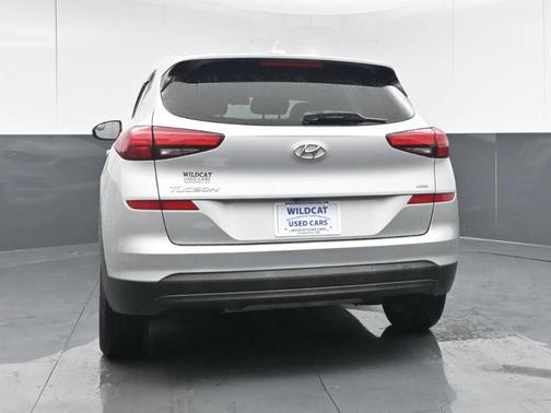 2021 Hyundai TUCSON SE
