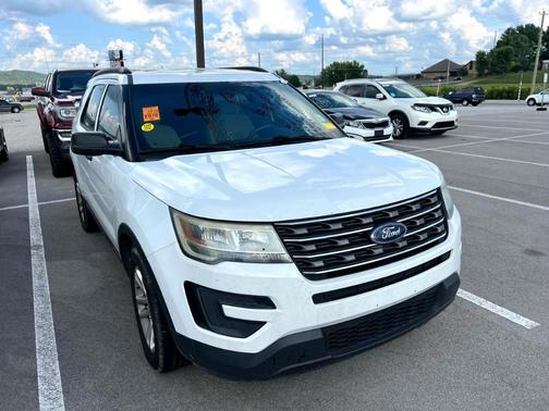 2016 Ford Explorer Base