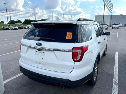 2016 Ford Explorer Base