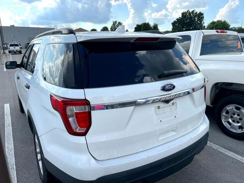 2016 Ford Explorer Base