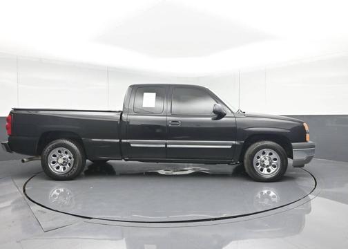 Black 2005 Chevrolet Silverado 1500 LS Extended Cab