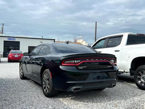 2017 Dodge Charger SXT