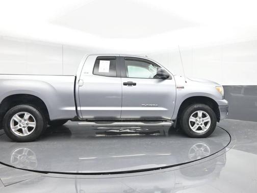 2011 Toyota Tundra Grade