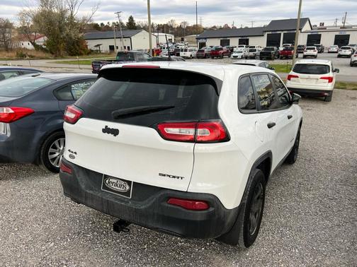 2017 Jeep Cherokee Sport 4WD