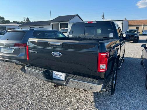 Black 2015 Ford F-150 XLT