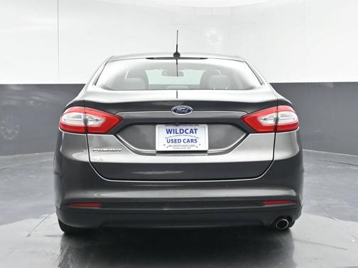 2016 Ford Fusion S