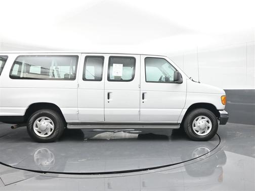 2006 Ford E350 Super Duty E-350