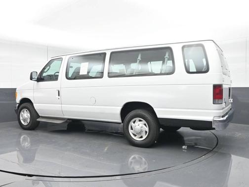 2006 Ford E350 Super Duty E-350