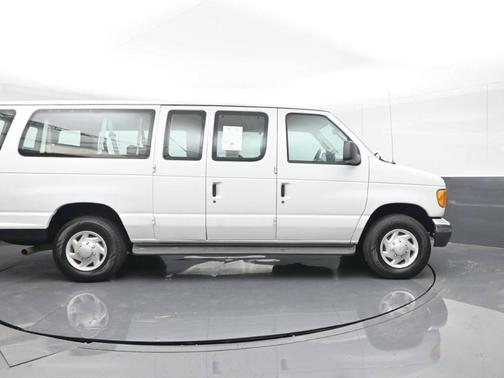 2006 Ford E350 Super Duty E-350