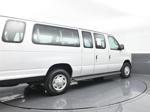 2006 Ford E350 Super Duty E-350