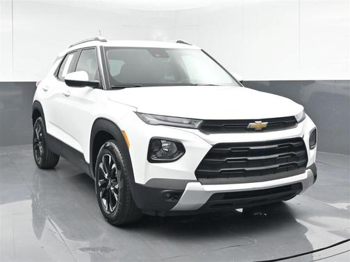 White 2022 Chevrolet Trailblazer LT