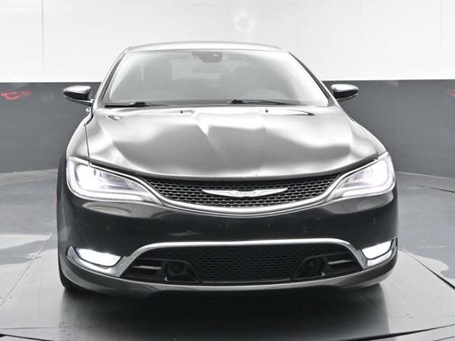 2016 Chrysler 200 C