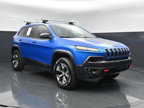 Blue 2018 Jeep Cherokee Trailhawk