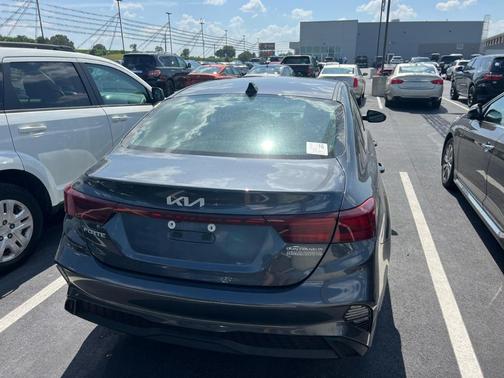 Gray 2022 Kia Forte FE
