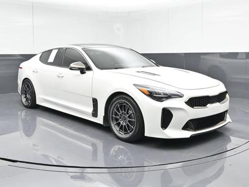 2022 Kia Stinger GT-Line