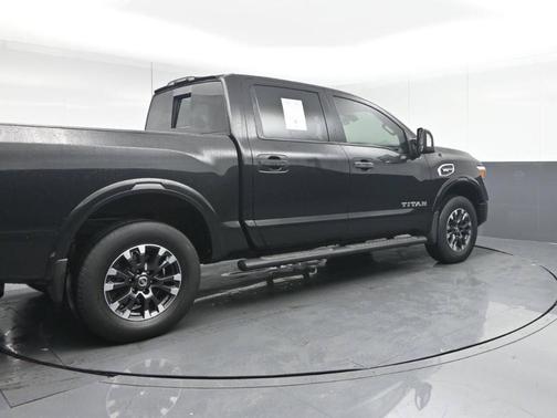 2017 Nissan Titan PRO-4X