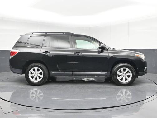 2013 Toyota Highlander Base