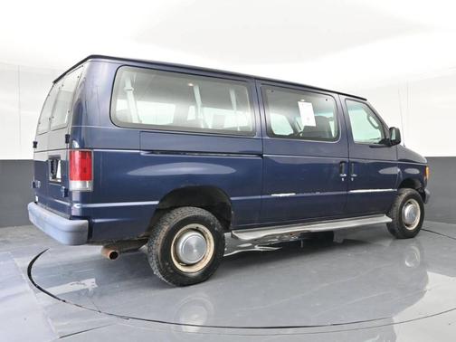 2006 Ford E350 Super Duty XL