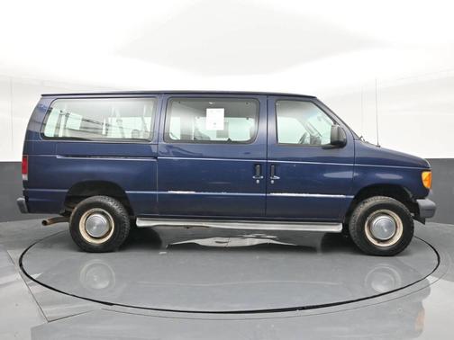 2006 Ford E350 Super Duty XL