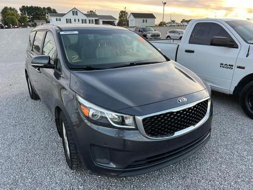 2017 Kia Sedona LX