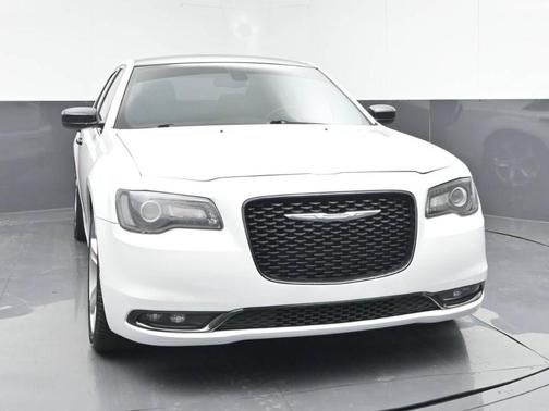 2019 Chrysler 300 S