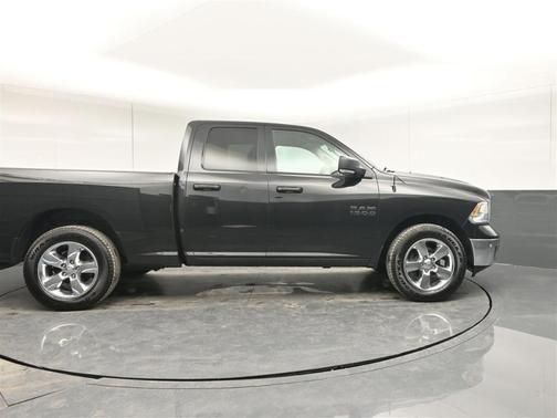 2018 RAM 1500 SLT