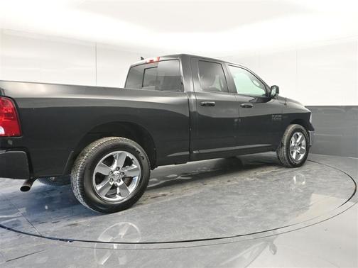 2018 RAM 1500 SLT