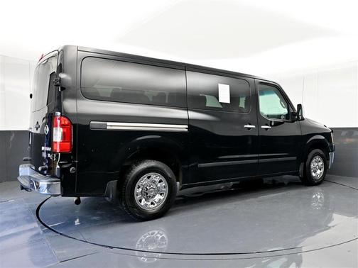 2013 Nissan NV Passenger NV3500 HD SL V8