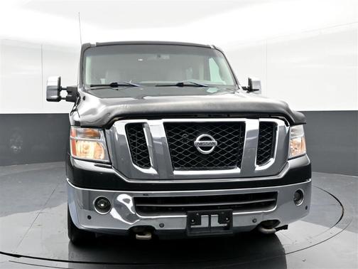 2013 Nissan NV Passenger NV3500 HD SL V8