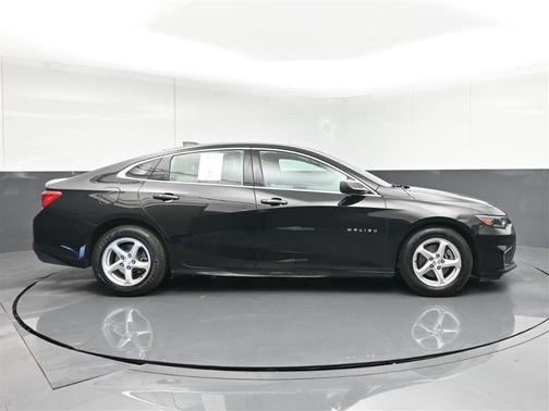 Black 2018 Chevrolet Malibu 1LS