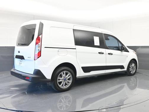 2022 Ford Transit Connect XLT
