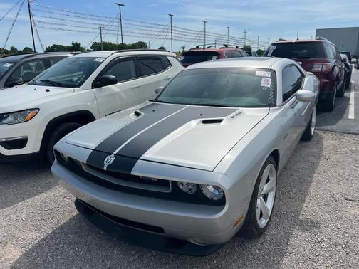 Silver 2009 Dodge Challenger SRT8