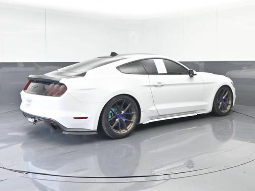 White 2016 Ford Mustang EcoBoost Premium