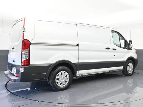 2018 Ford Transit-150 Base